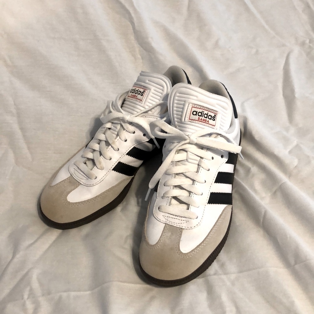 Adidas Samba Classic Shoes, 7.5 men’s 8.5 women’s
